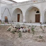 Cavusin Cave House-cappadocia Bed & Breakfast 4*