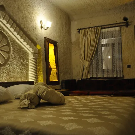 Bed & Breakfast Cavusin Cave House-cappadocia 4*