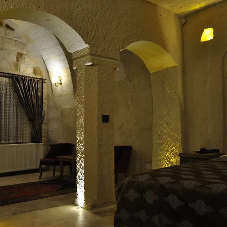 Cavusin Cave House-cappadocia Гореме