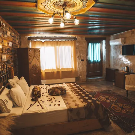 Bed & Breakfast Cavusin Cave House-cappadocia