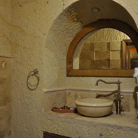 Bed & Breakfast Cavusin Cave House-cappadocia 2*