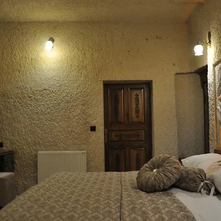Bed & Breakfast Cavusin Cave House-cappadocia