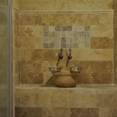 Bed & Breakfast Cavusin Cave House-cappadocia 4*