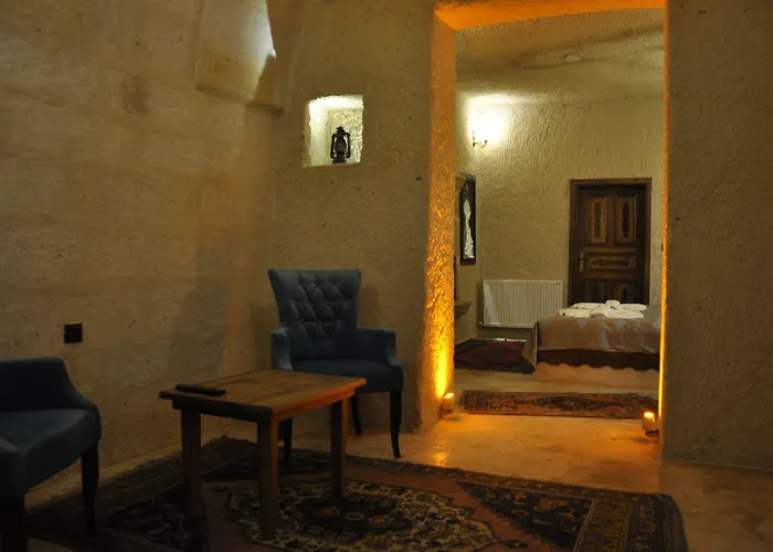 Cavusin Cave House-cappadocia Bed & Breakfast