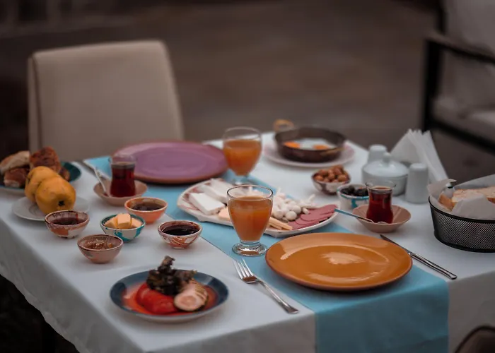 Cavusin Cave House-cappadocia Bed & Breakfast