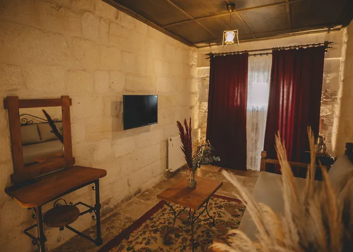 Cavusin Cave House-cappadocia فندق مبيت وإفطار 4*